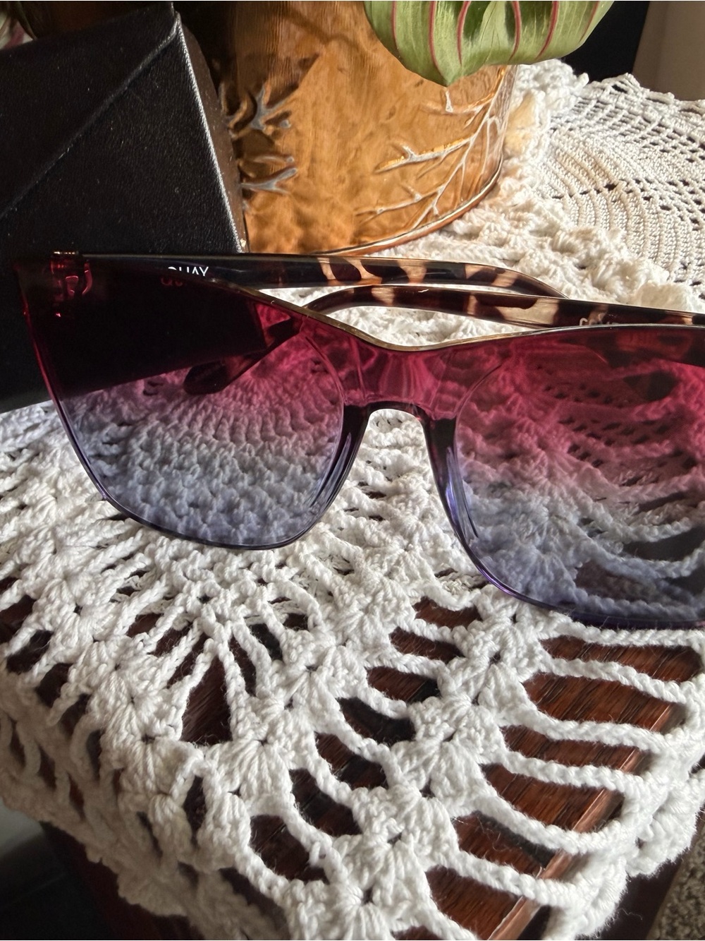 Quay Australia Oversized Gradient Purple-Pink Sunglasses